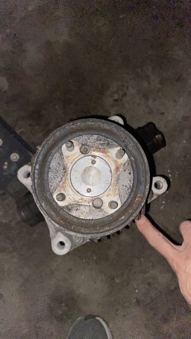 Редуктор на Рав 4 поколение 3