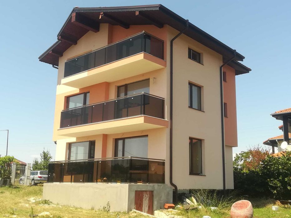 Парапети за тераси