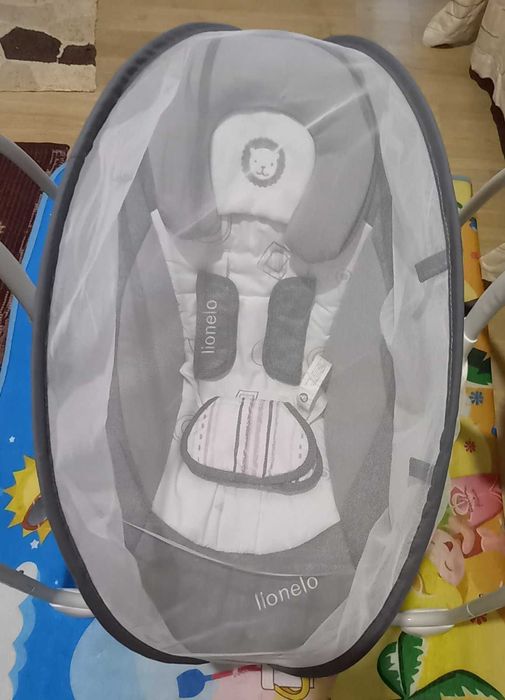 Електрическа люлка шезлонг Lionelo