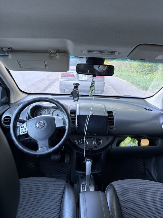 Продам Nissan Note e11