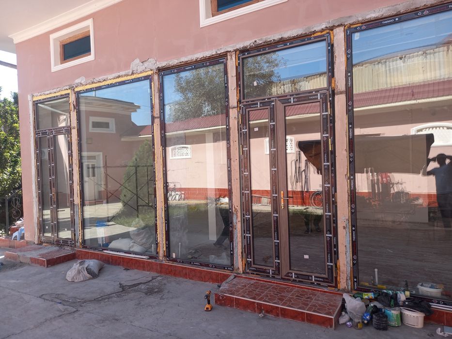 Foto dver termo steklanni tazvijnoy