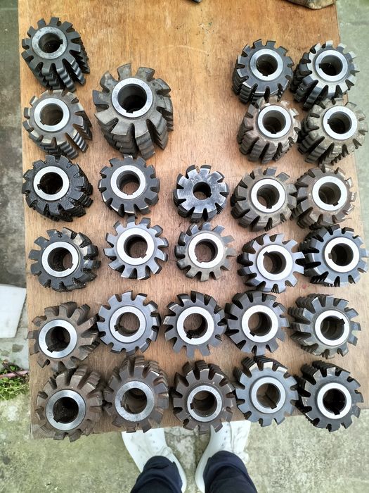 Freze melc modul pt. roți dințate și pinioane