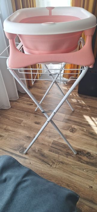 Вана плюс стойка за къпане на бебе