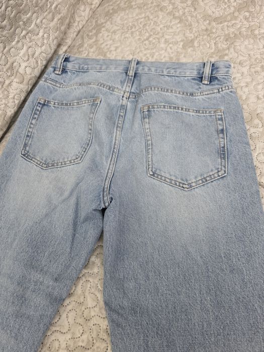 Pantaloni blugi Zara