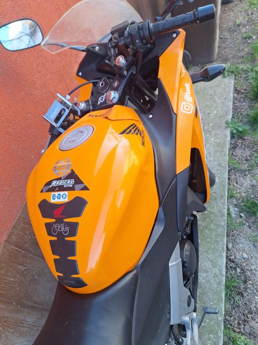 Honda CBR125R 2015 Repsol