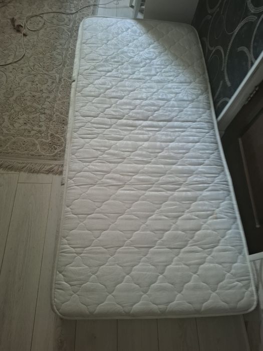 Матрас  в хорошем состоянии