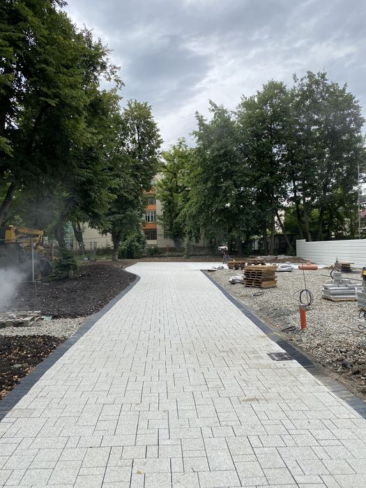 Montare pavaj si piatra cubica profesional.