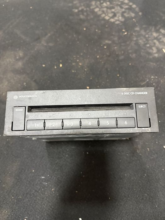 Vw Phaeton 2002 година CD Changer