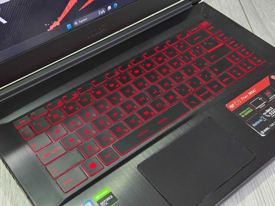 i5 | 1650-MaxQ | 8RAM | 256SSD | IPS FHD laptop лаптоп Msi МСИ gaming гейминг