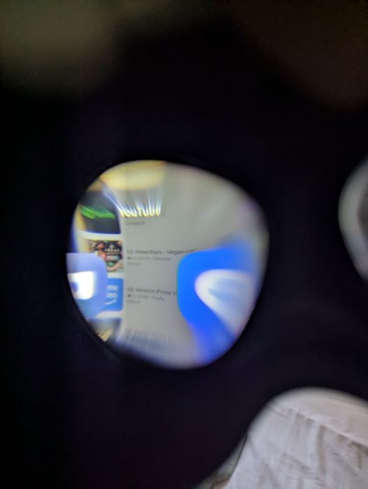 Oculus meta quest 3s pt piese ,nu are controlere!