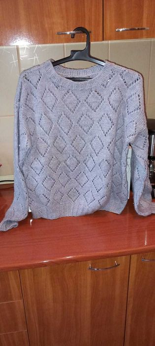 Pulovere tricotate manual de mohair