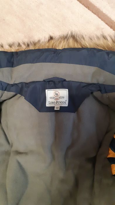 Зимняя куртка 140 см