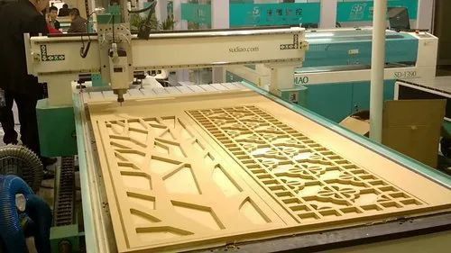 Эризионни прожиг лазер Ровер штамповка термопласт маркировка  услуги