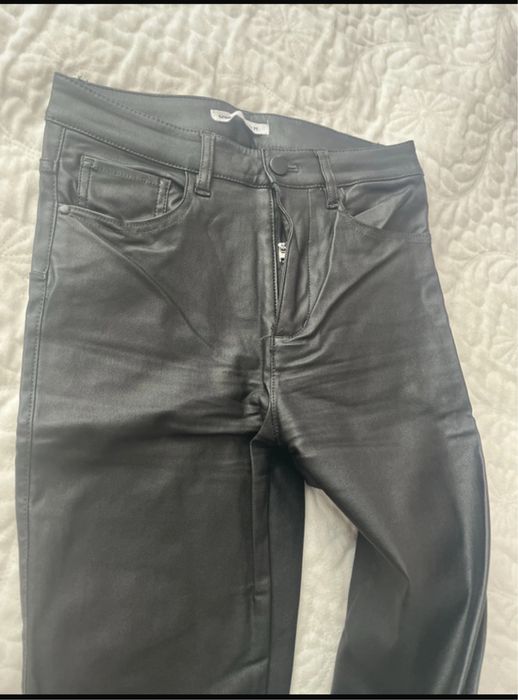 Blugi negri Marca Sinsay marimea M