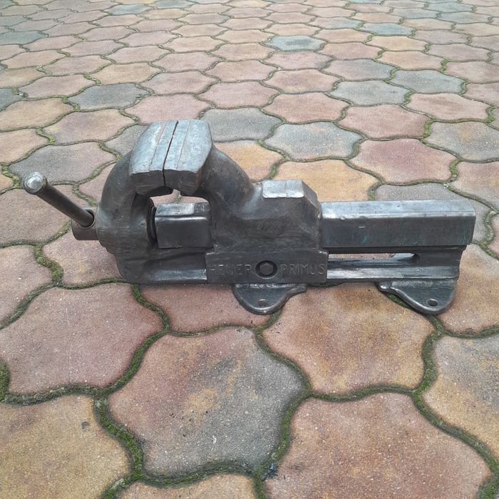 Vand menghina Heuer Primus