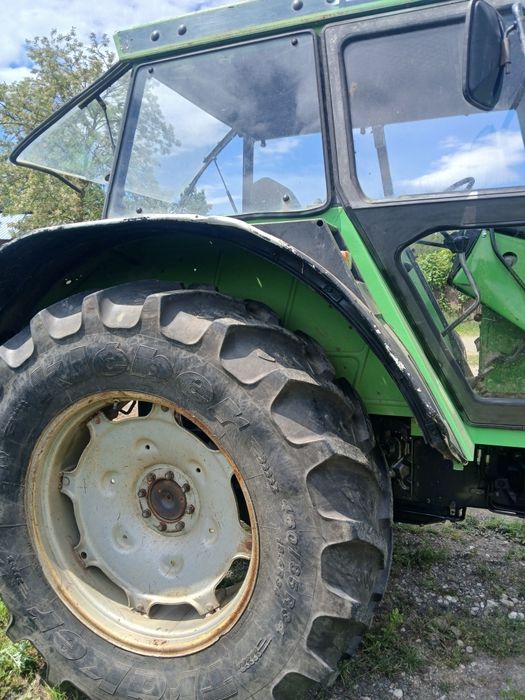 Tractor Deutz DX85-S