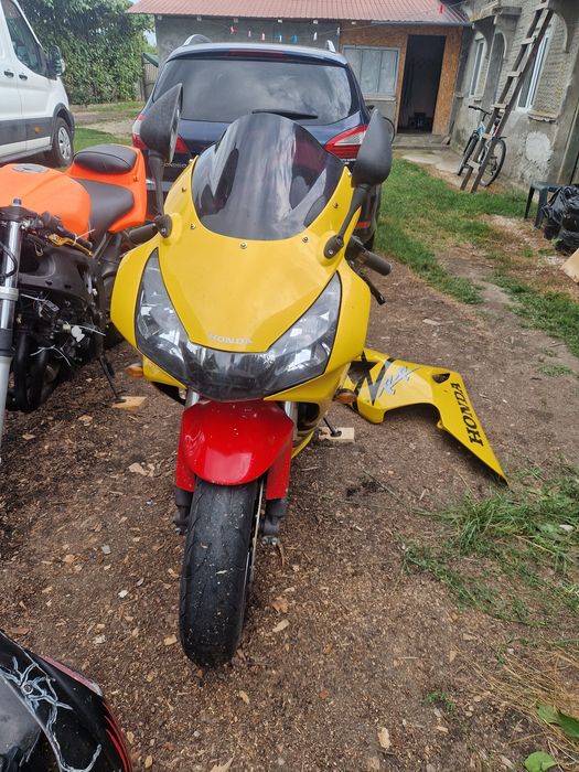 Vand Piese Honda CBR 900RR 954    2004