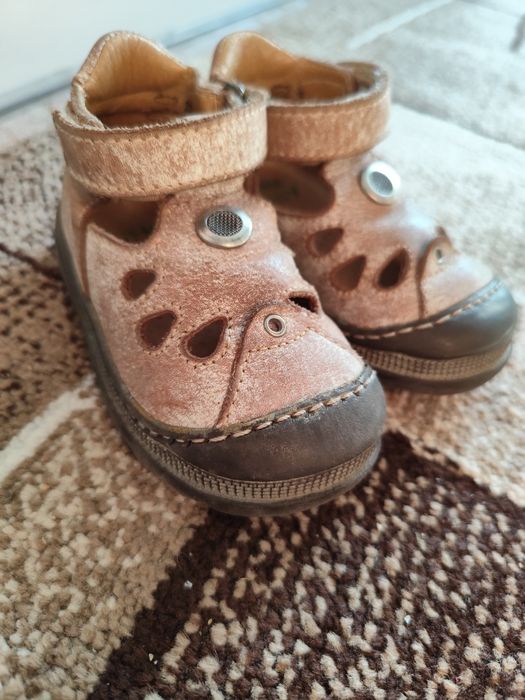 Бебешки обувки , пантофи и сандали