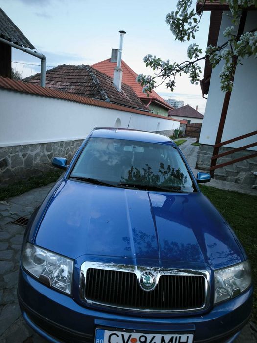 Vand masina Skoda Superb