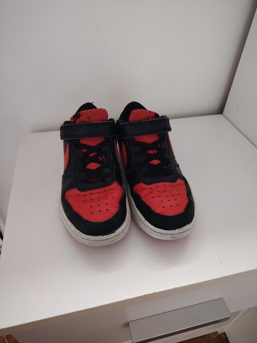 Adidași originali Nike, nu Puma Adidas