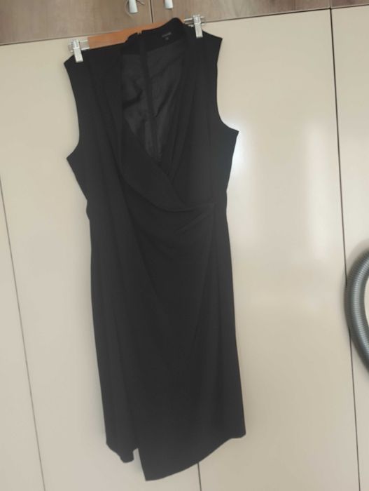 2 рокли за подходящи за размер М