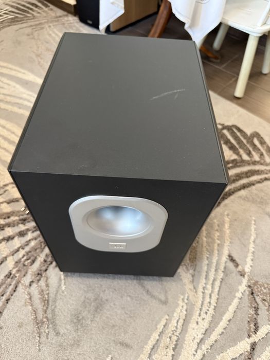 JBL 8” Subwoofer Активен SUB200/230