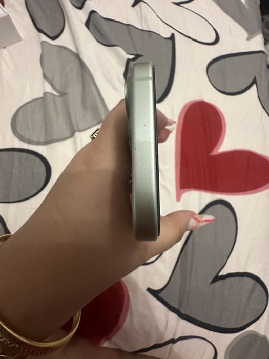vand iphone 15 simplu verde 256gb