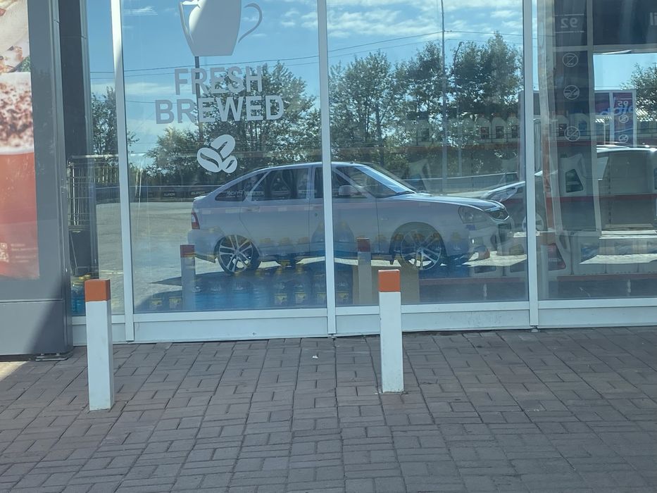 Продам приора 1 2013 года