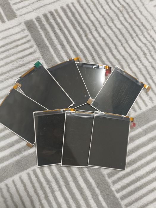 Екрани LCD за телефон