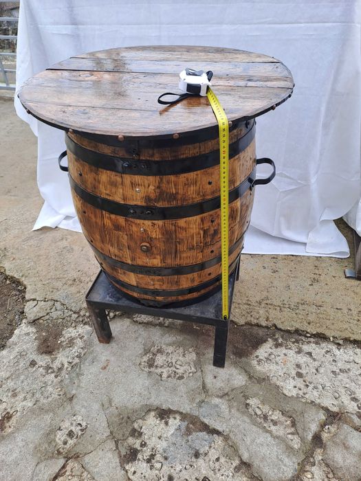 Продава се маса бъчва