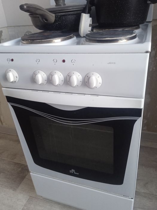 Продам электроплиту