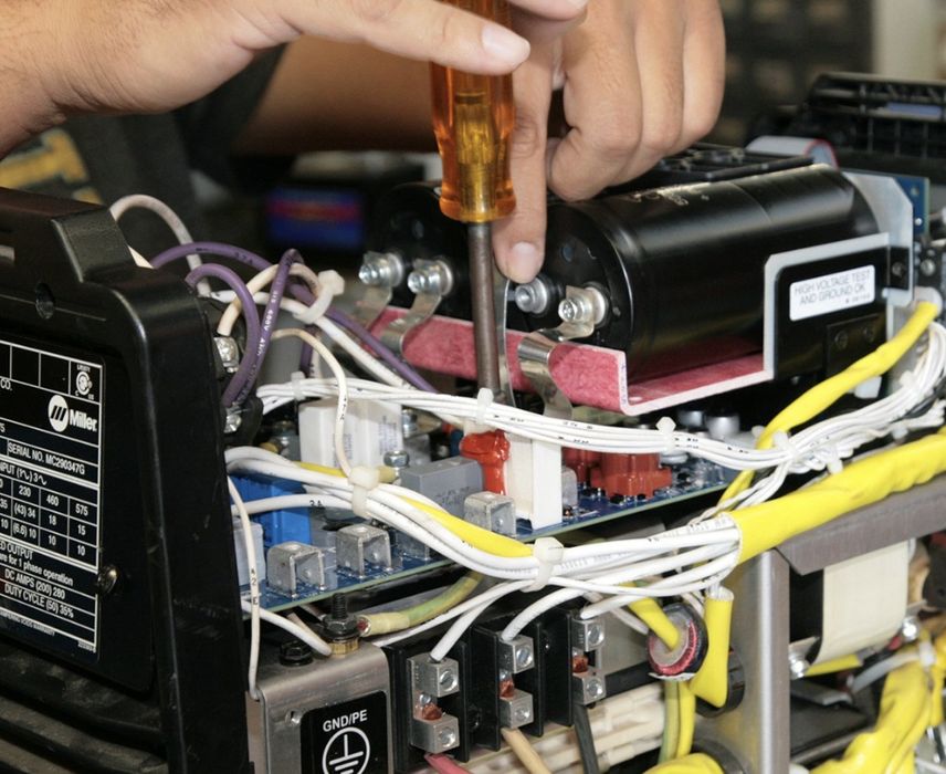 Reparații invertoare