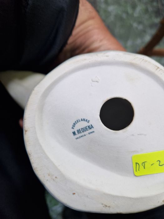 Уникална антикварна испанска порцеланова фигура статуетка Valencia