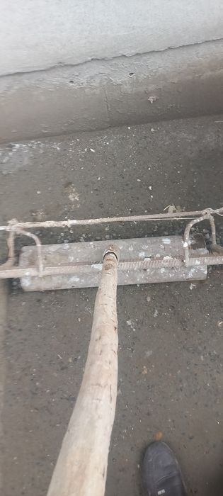 Omoch yer tekkislash aparati