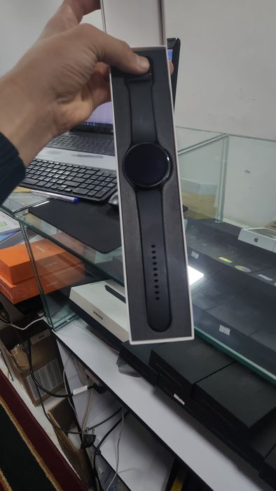 Samsung watch 4 garantiyali karobka dakment bor