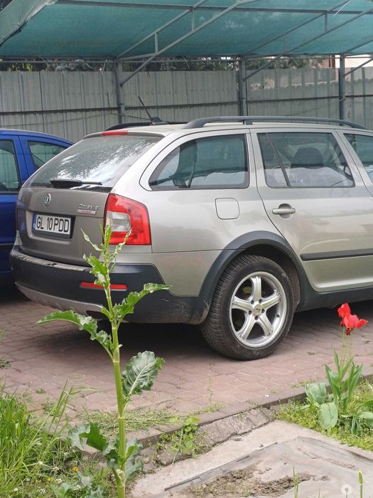 SKODA Octavia 2011 — imagine 4