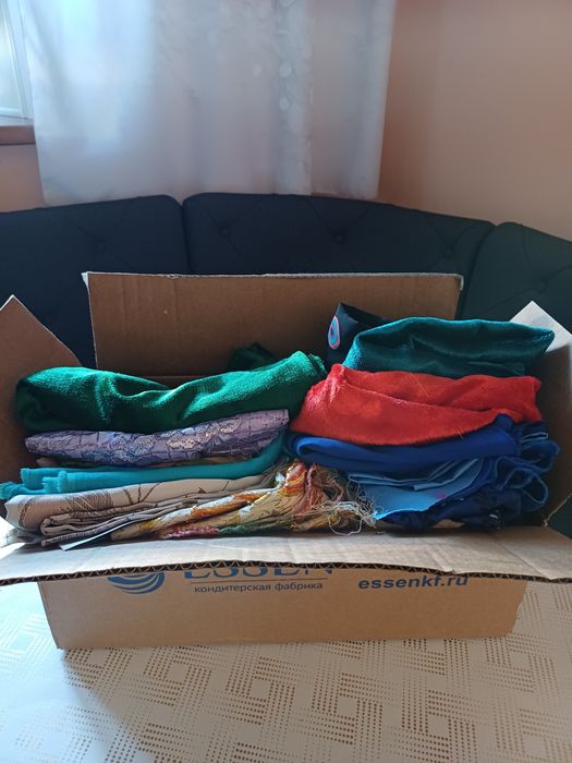 Отдам даром обрезки материалов