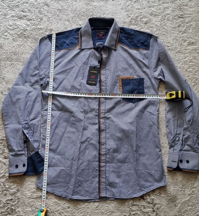 De vanzare  cămașă noua!