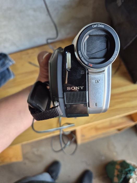 Sony Handycam DCR-HC94.