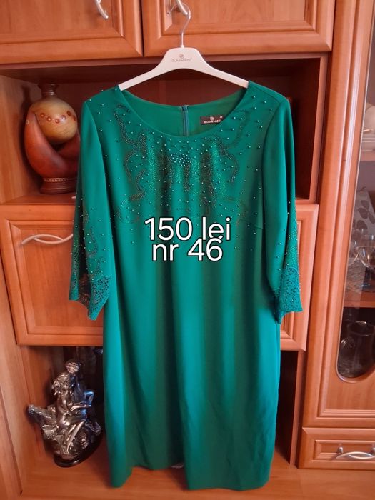 Rochii de gala   aproape noi