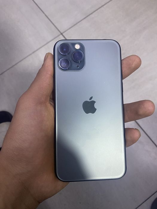 Iphone 11pro sotiladi.