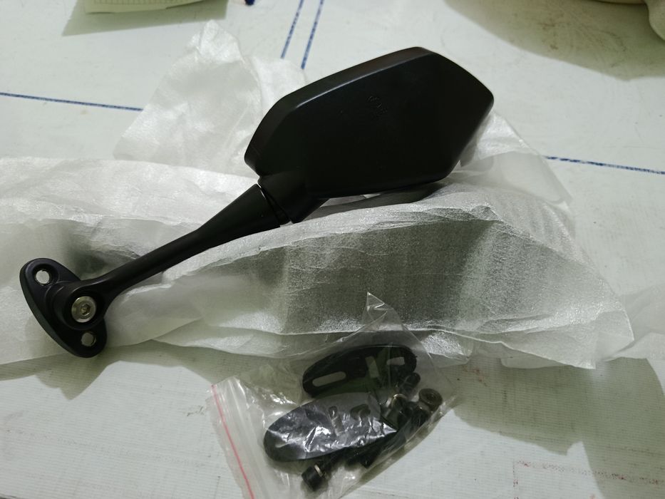 Бакавой Зеркала 2 комплект 1-Новый, 2-б/у