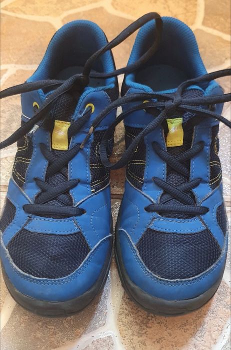 Adidas Ghete nr 36 munte drumetie Quechua,  talpic  22.5 cm ca noi