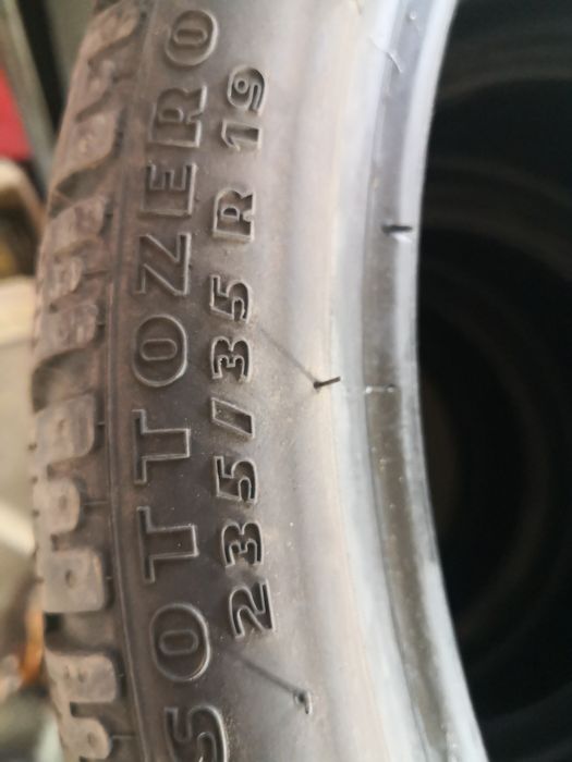 235 35 19 цола гуми Pirelli дот 21