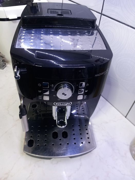 Delonghi Magnifica S