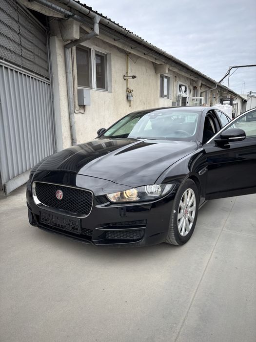 Jaguar XE 12/2015