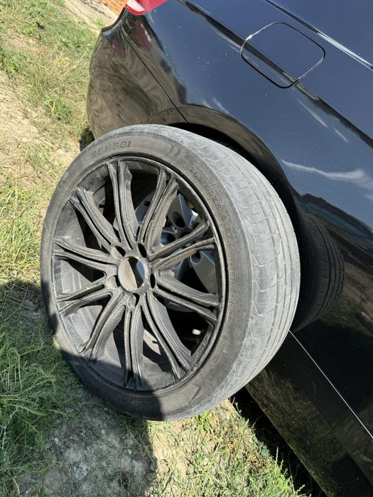 Vand jante r18 stare perfecta