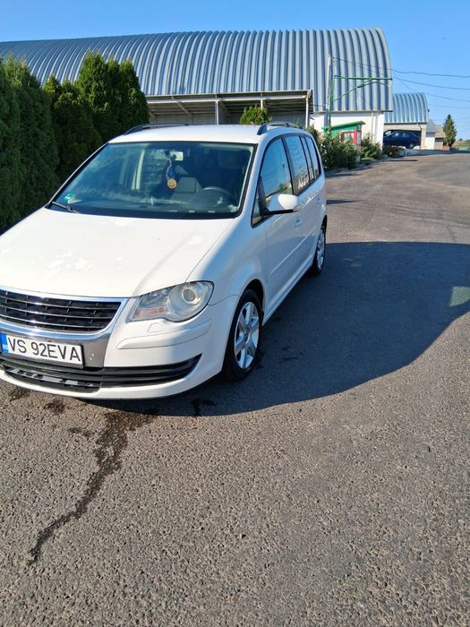 Autoturism vw touran
