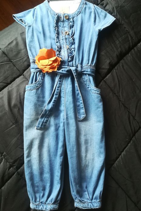 Блузка и дънки за момиче 98-104