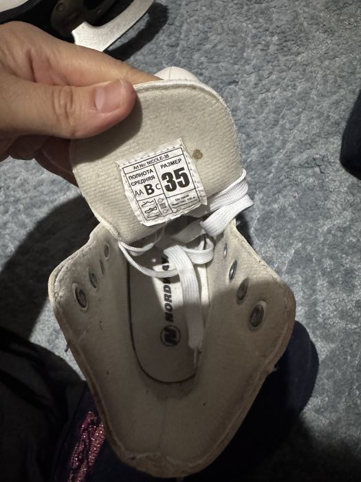 Коньки, размер 35